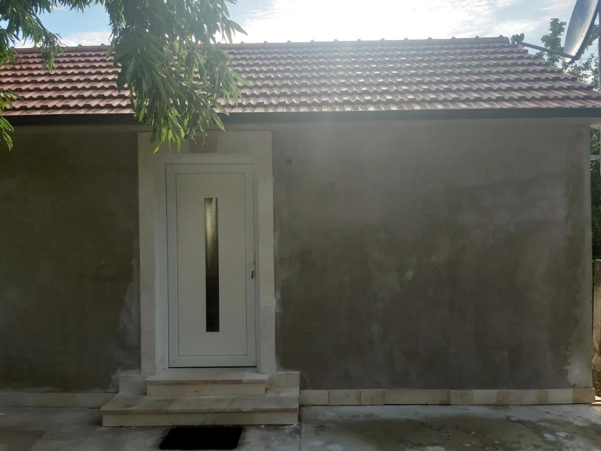Kuca Za Odmor Dobrila Hotel Jelsa  Exterior photo
